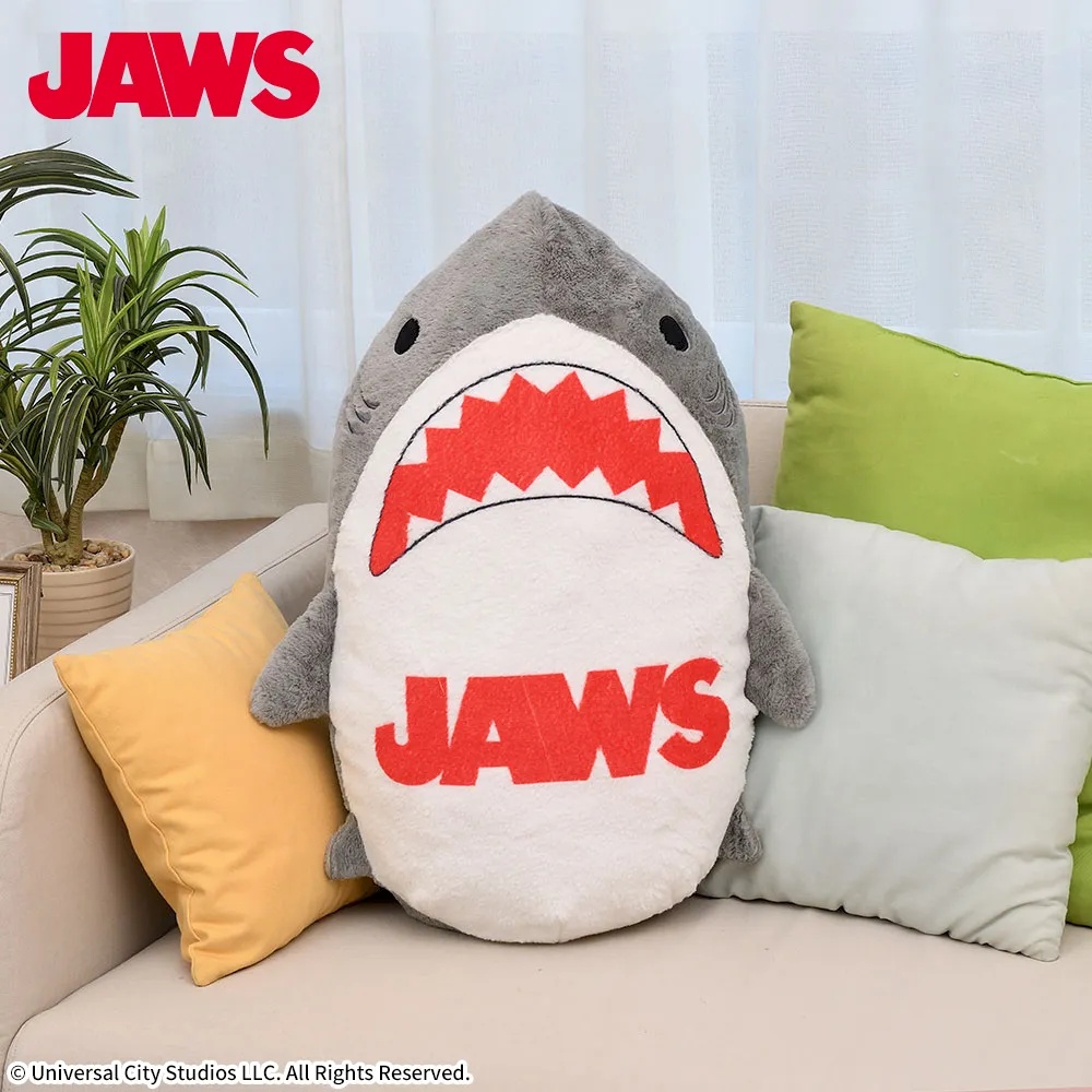 【JAWS】でかぱるBIGぬいぐるみがオンクレに登場!全長約63cmの圧倒的存在感で抱き心地も抜群!【プライズ】