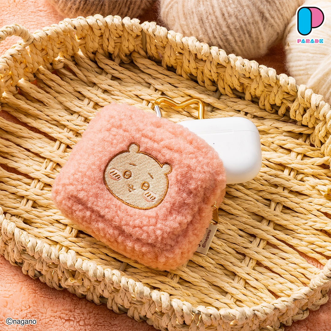 ちいかわ カラビナつきもこもこポーチ 詳細イメージ